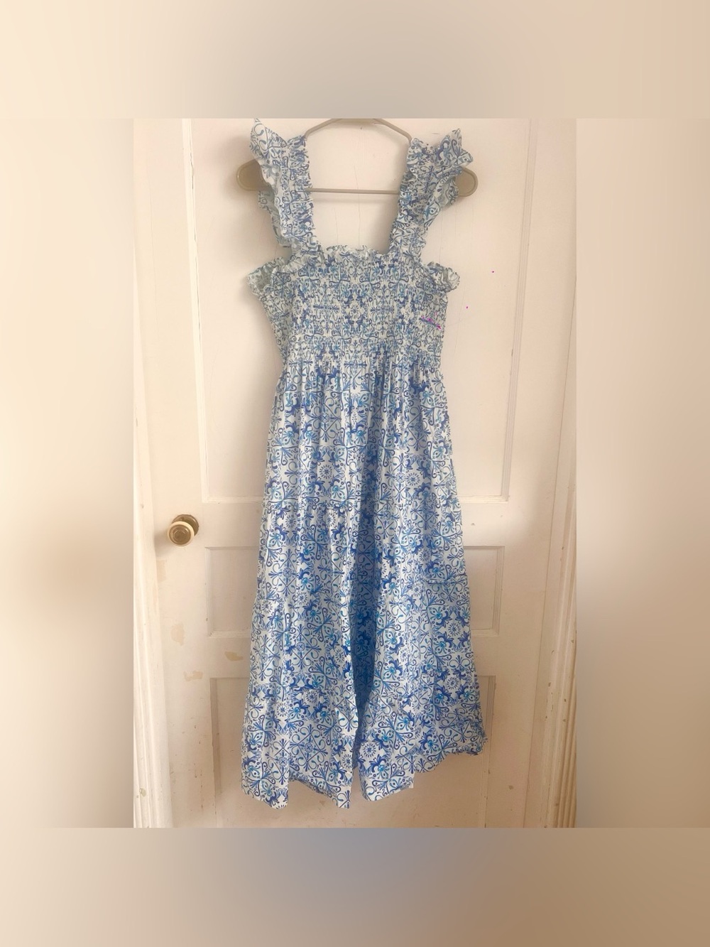 Hill House Ellie Nap
Dress Size L - Picture 2 of 7